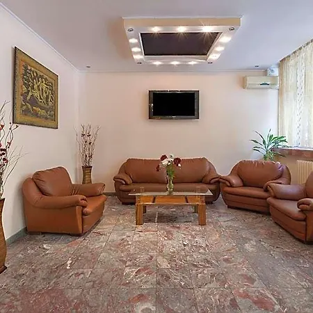 Family Hotel 3*